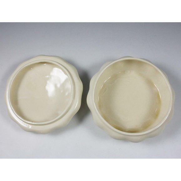 Vintage Handmade Ceramic Powder/Jewelry Box Raised Flower & Butterfly Design - Picture 2 of 8